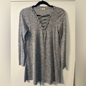 Long sleeve grey shirt